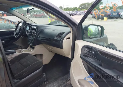 2016 Dodge Grand Caravan Sxt z USA, uszkodzony, nr VIN 2C4RDGCG3GR336934